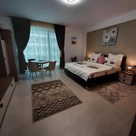 Sundream By The Mamaia