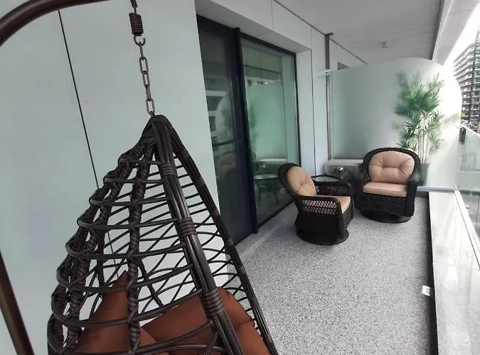 Sundream By The Daire Mamaia