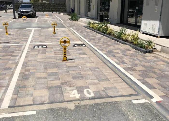 Sundream By The Daire *